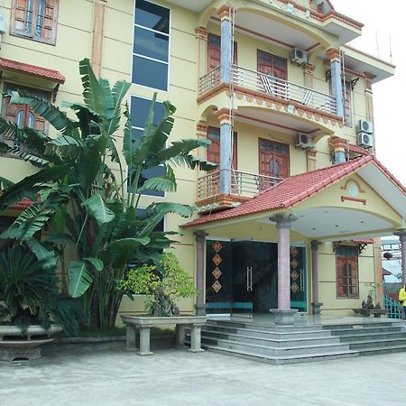 Khach San Linh Huong Hotel Son La Buitenkant foto